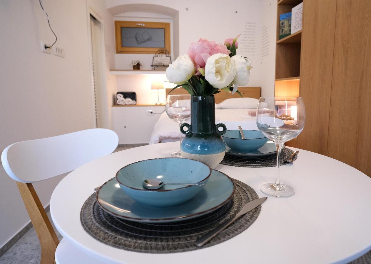 Apartma Libris โคเปร์ ภายนอก รูปภาพ