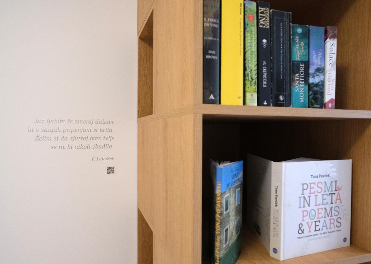 Apartma Libris โคเปร์ ภายนอก รูปภาพ